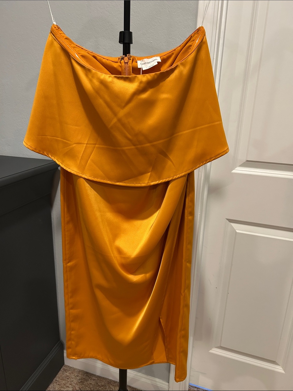 NWT Lovers + Friends Satin Strapless Dress in Vibrant Orange